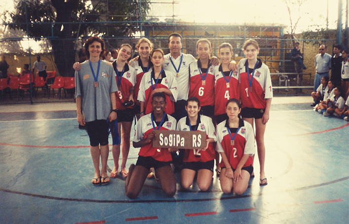 Sogipa: Equipes de vôlei da Sogipa conquistam terceiro lugar da